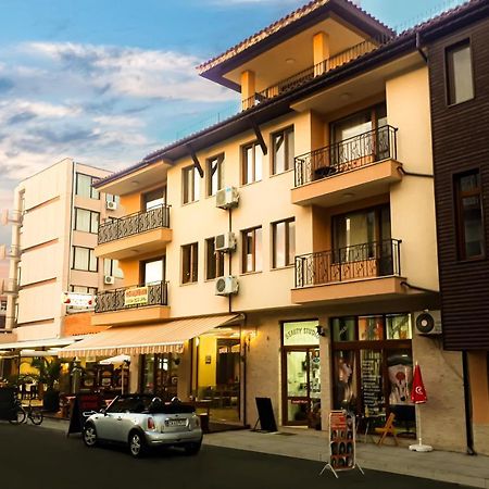 Family Hotel Helios Slantchev Briag Extérieur photo