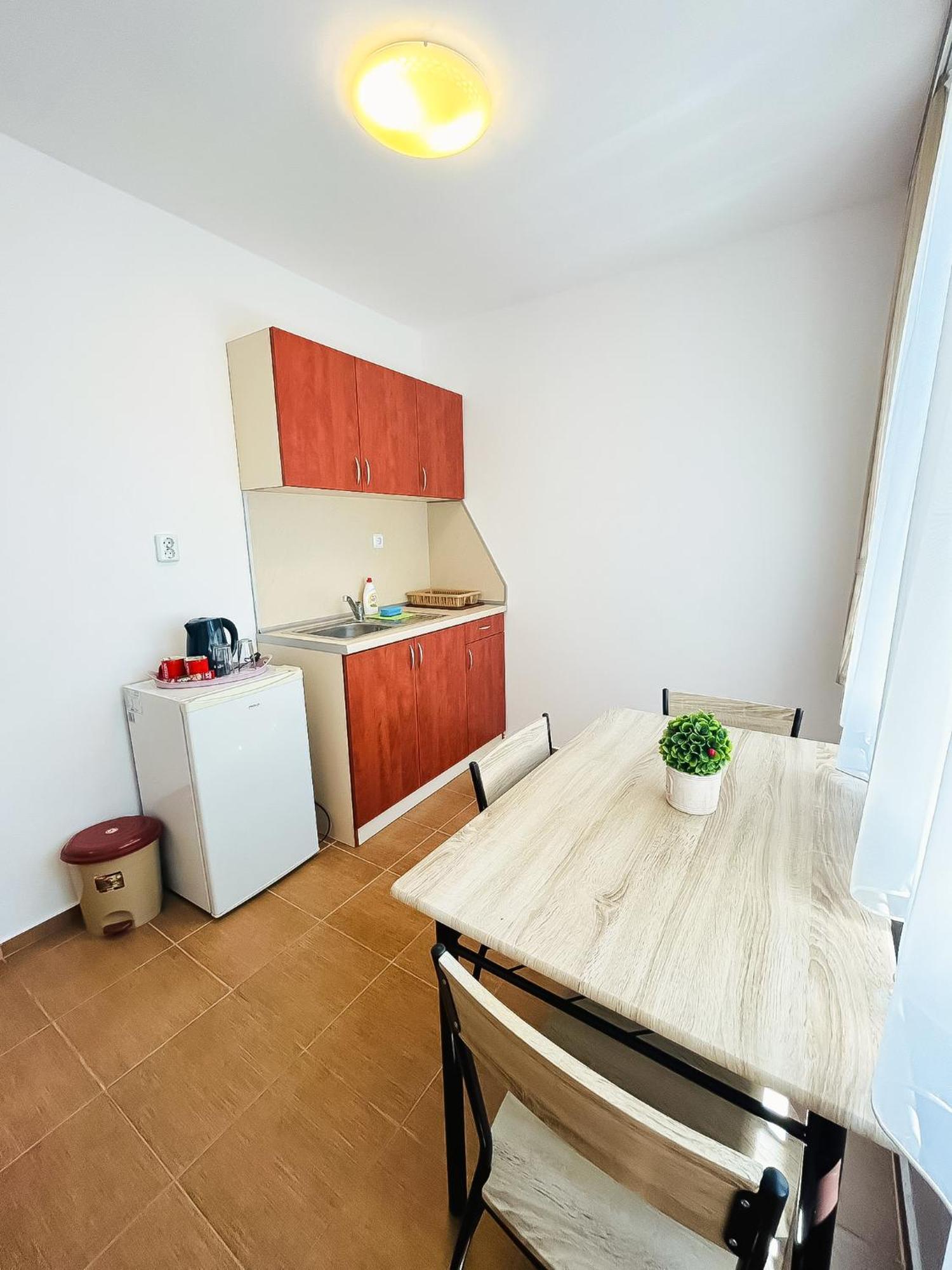 Family Hotel Helios Slantchev Briag Extérieur photo