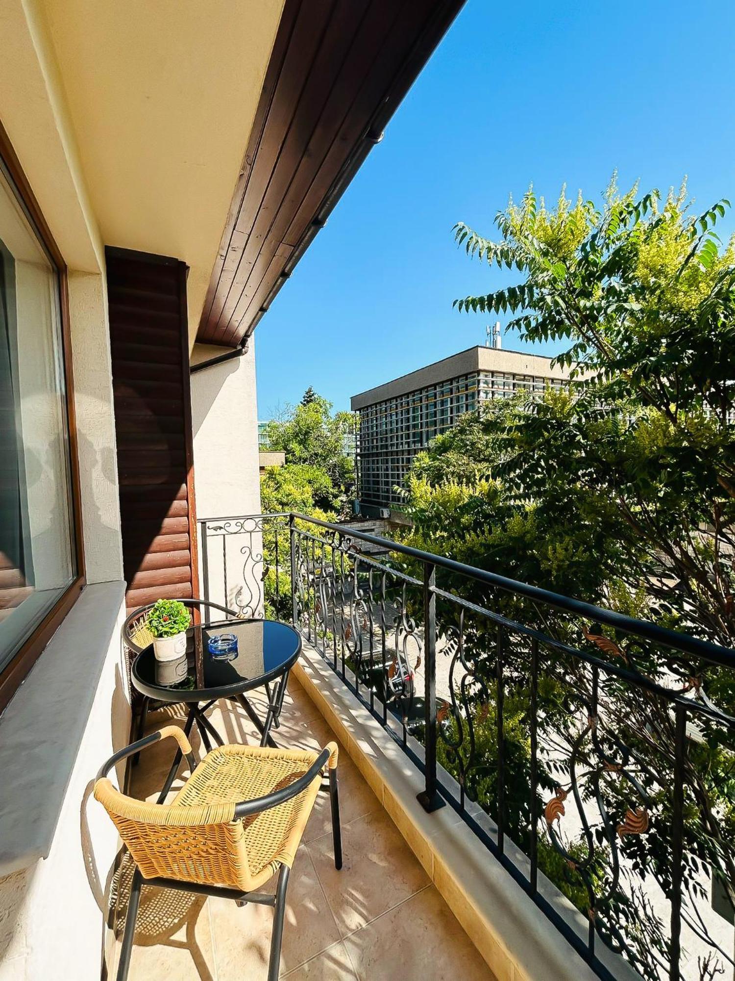 Family Hotel Helios Slantchev Briag Extérieur photo