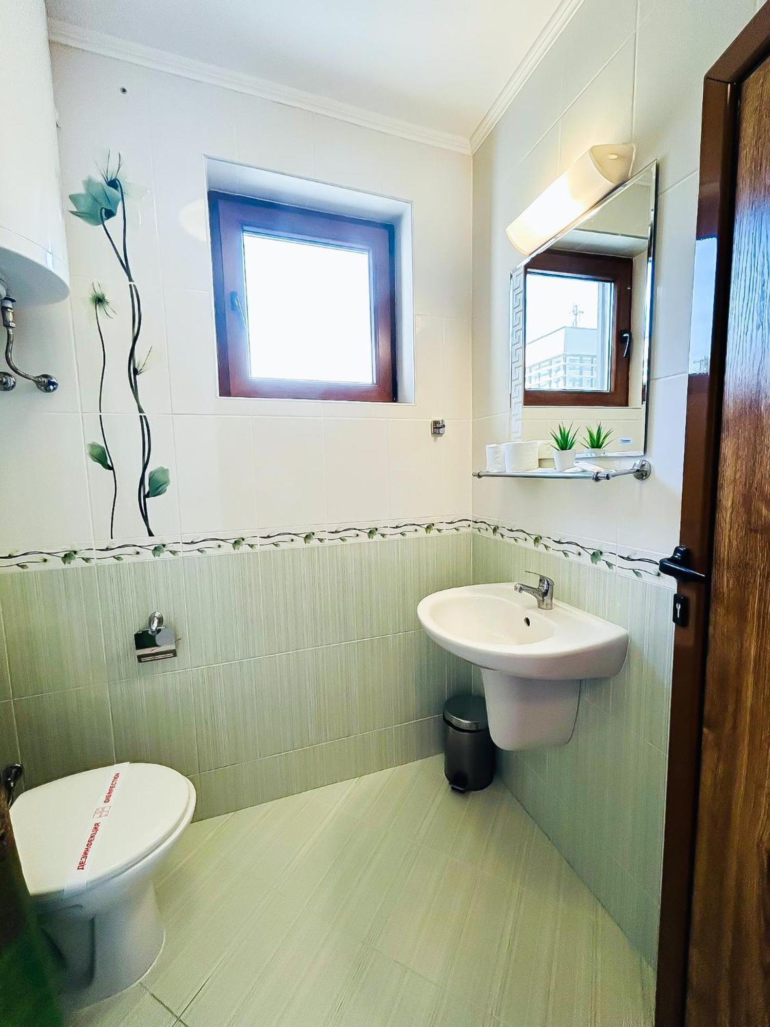 Family Hotel Helios Slantchev Briag Extérieur photo