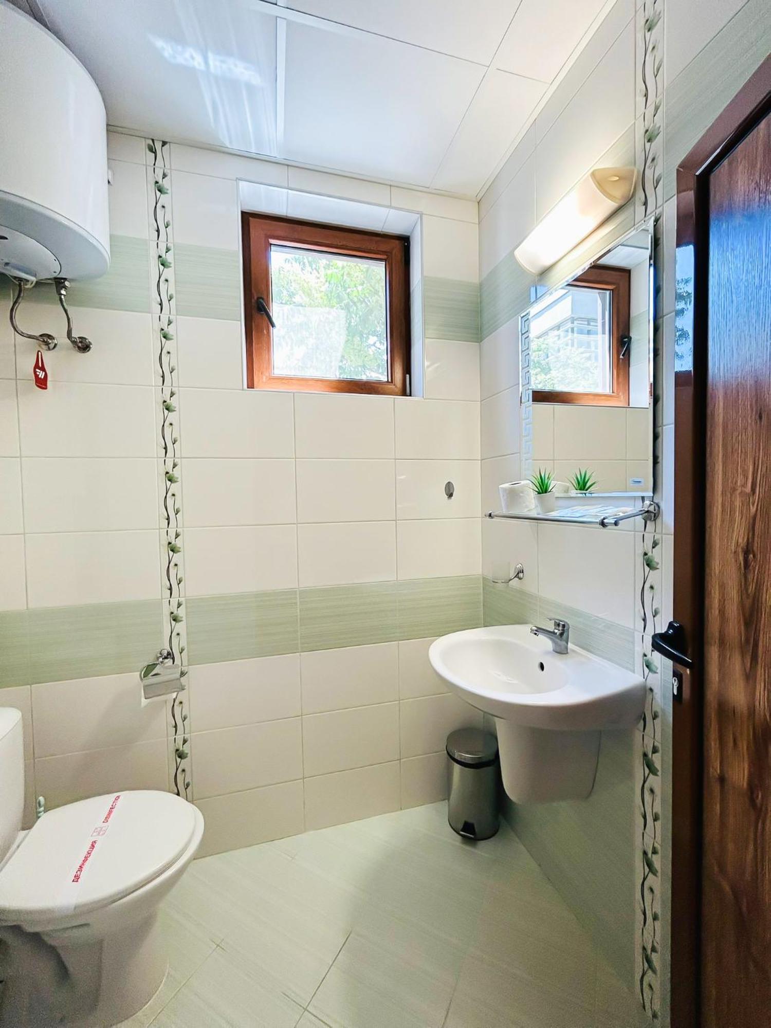 Family Hotel Helios Slantchev Briag Extérieur photo