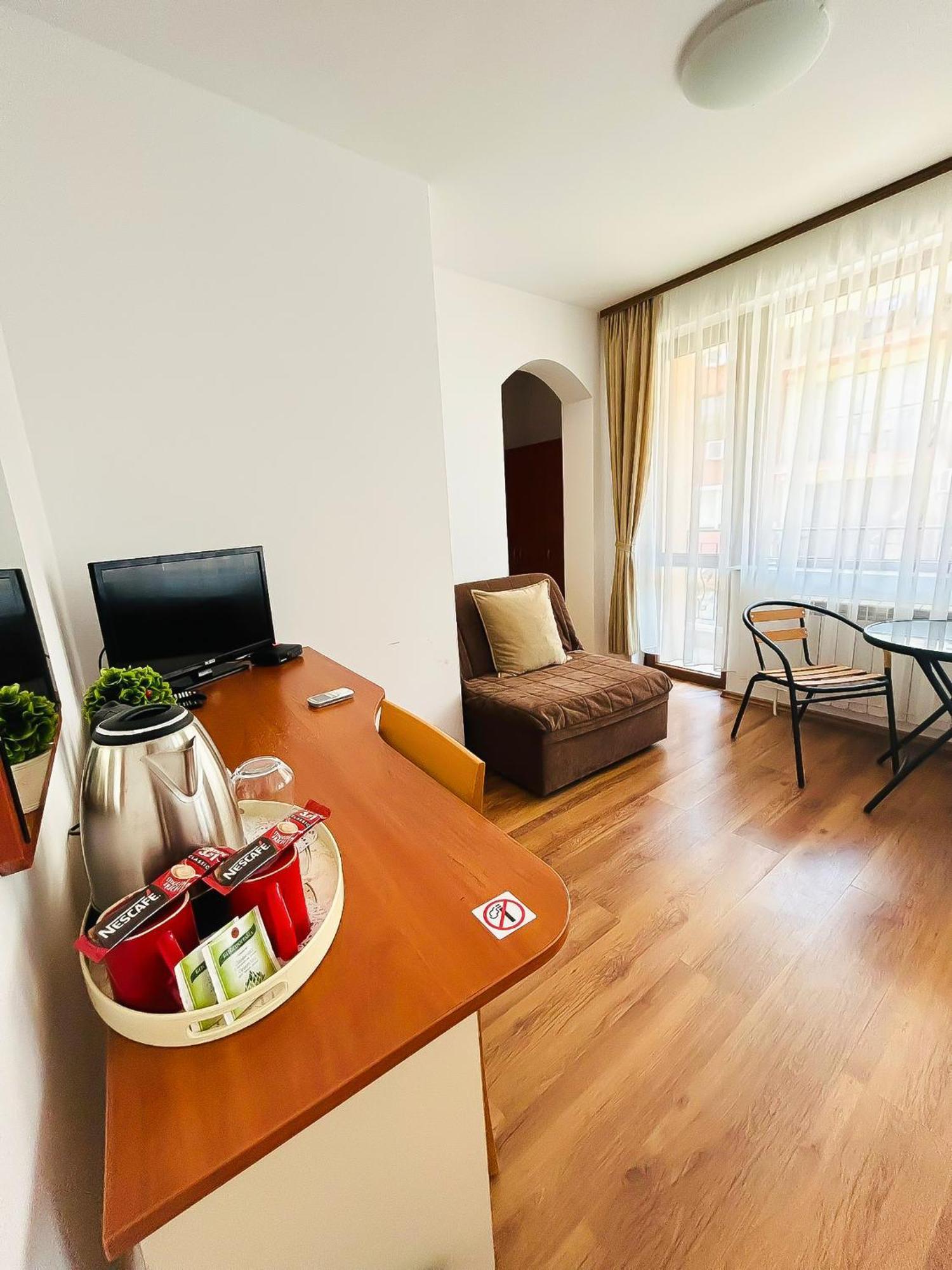 Family Hotel Helios Slantchev Briag Extérieur photo