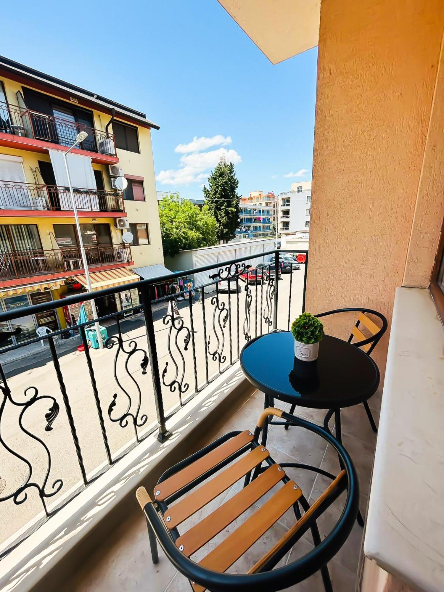 Family Hotel Helios Slantchev Briag Extérieur photo