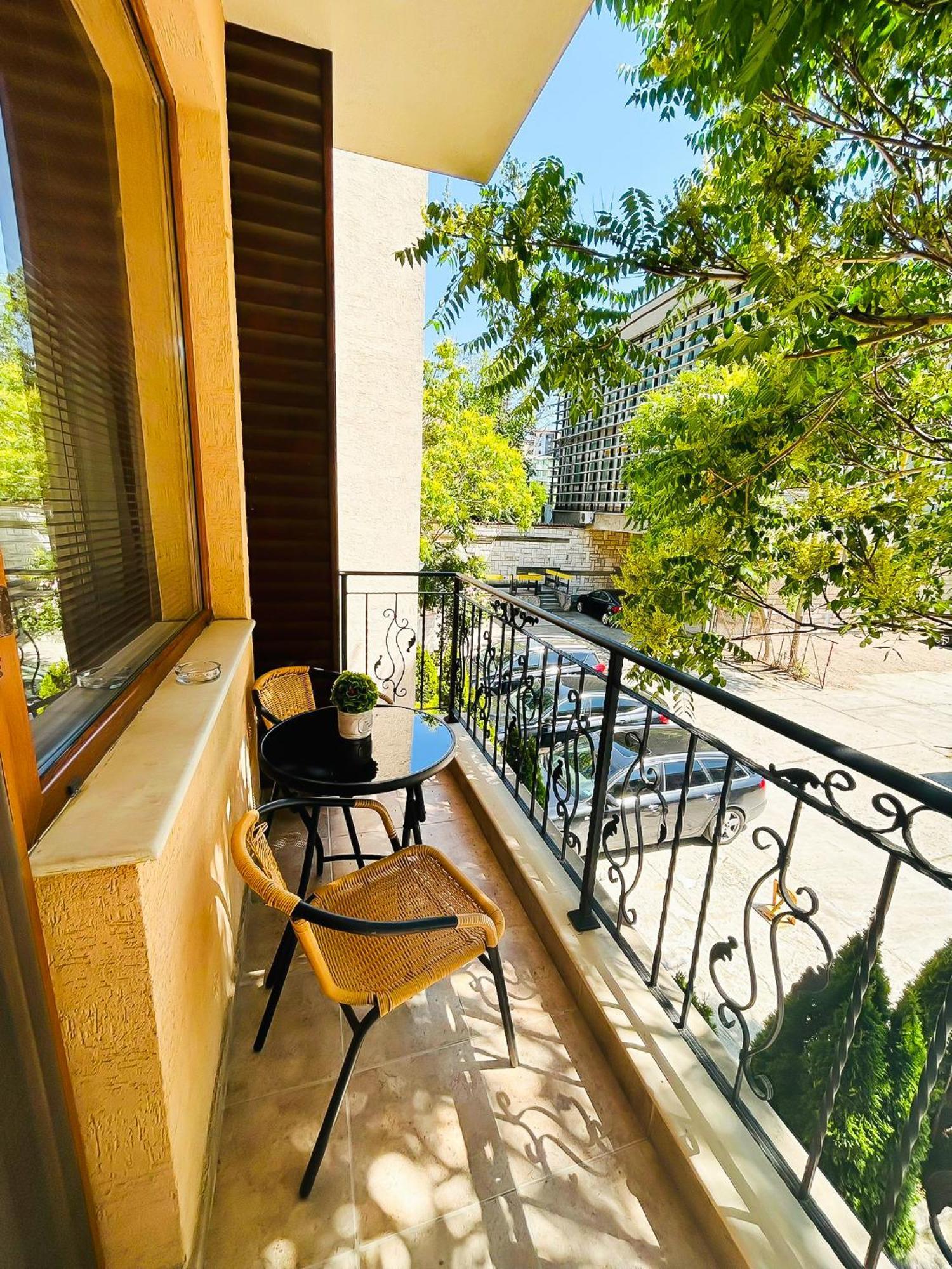 Family Hotel Helios Slantchev Briag Extérieur photo